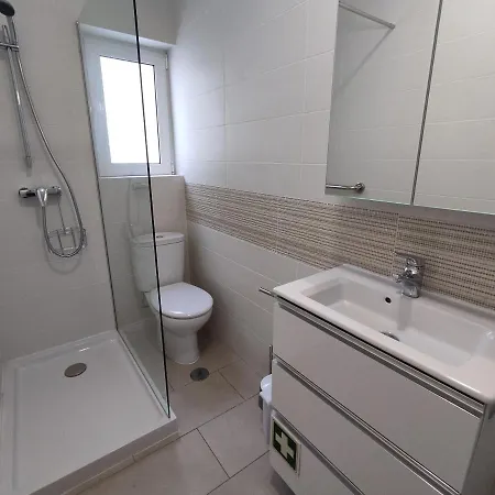 T3 2º Lote 11 Beira Mar - Casas & Papeis Апартаменты *