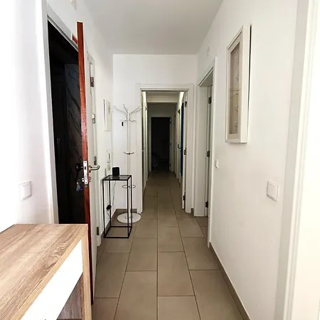 T3 2º Lote 11 Beira Mar - Casas & Papeis Apartamento *