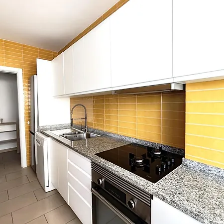 T3 2º Lote 11 Beira Mar - Casas & Papeis *